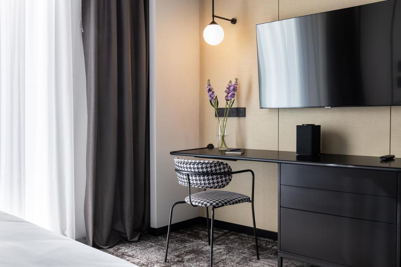 Novotel Living Almaty Jetisu 외부 사진