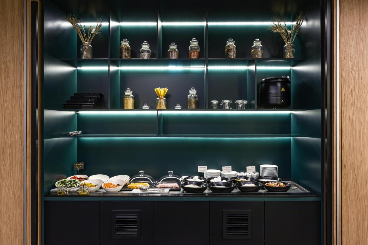 Novotel Living Almaty Jetisu 외부 사진