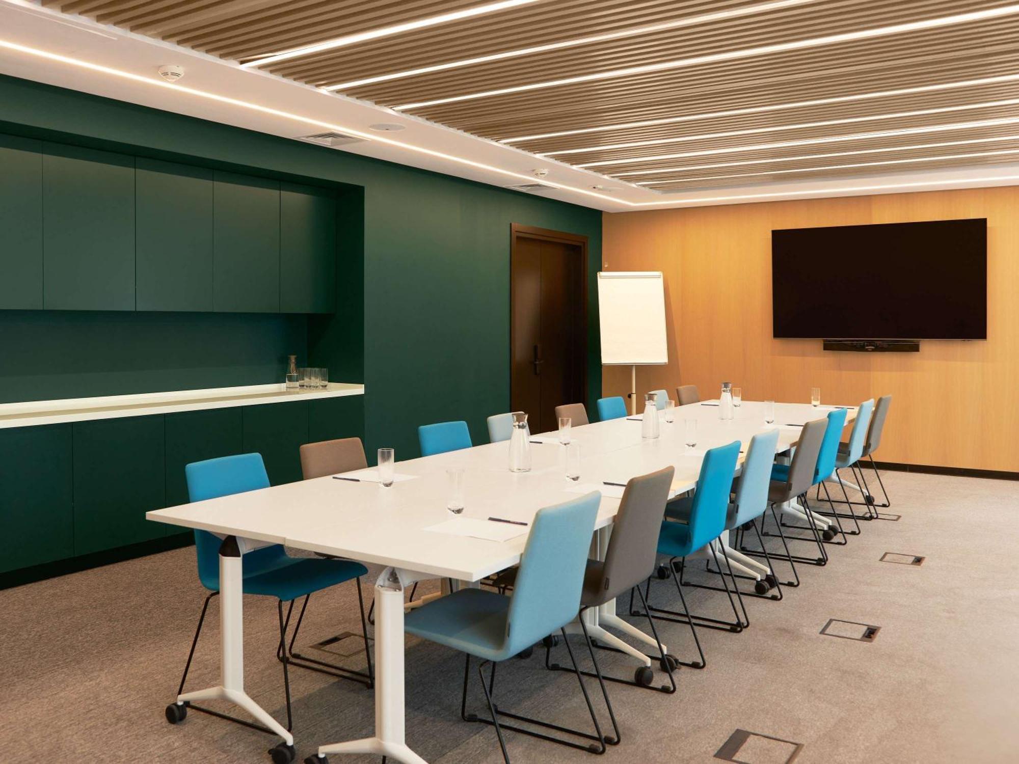 Novotel Living Almaty Jetisu 외부 사진