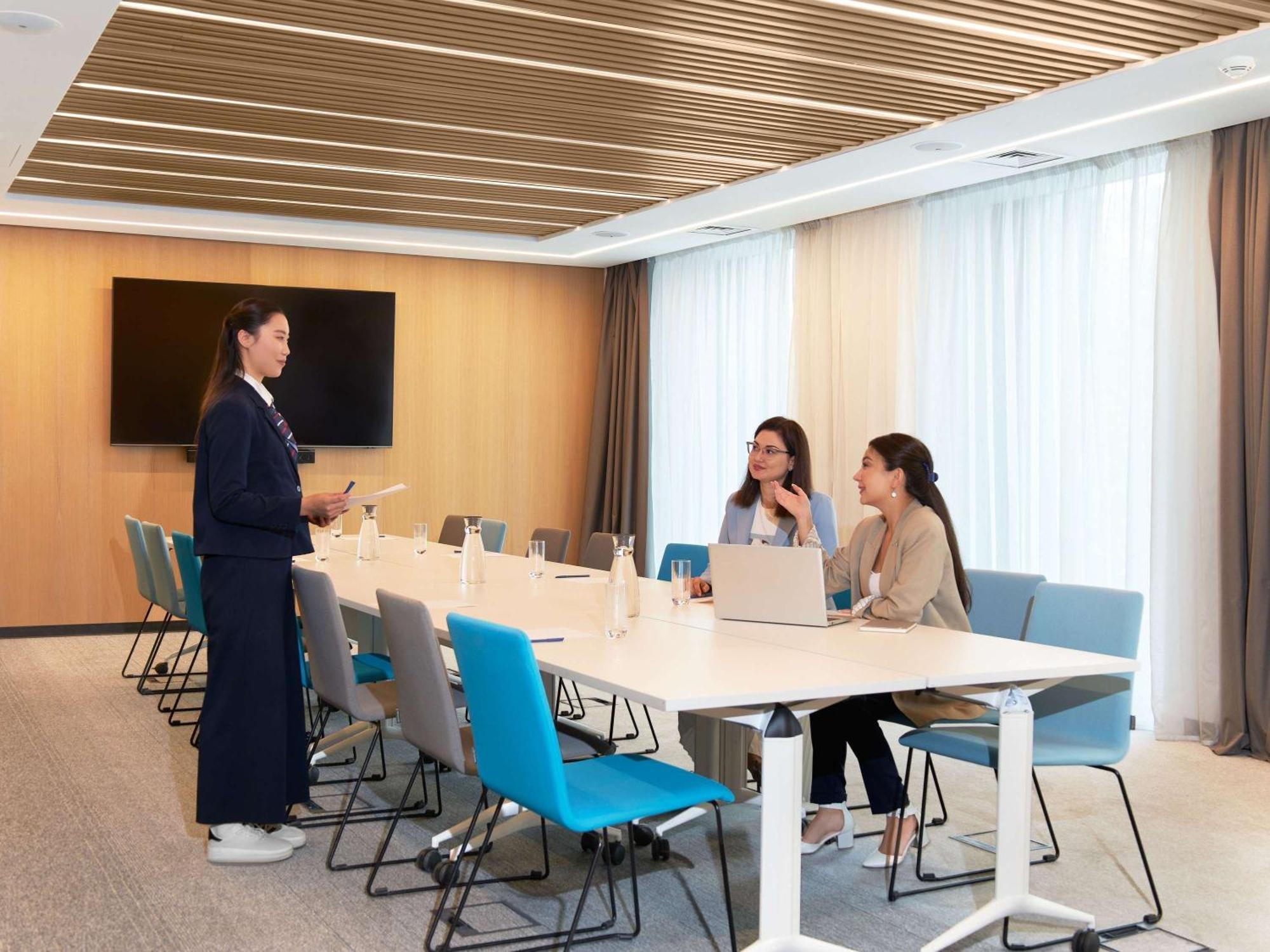 Novotel Living Almaty Jetisu 외부 사진
